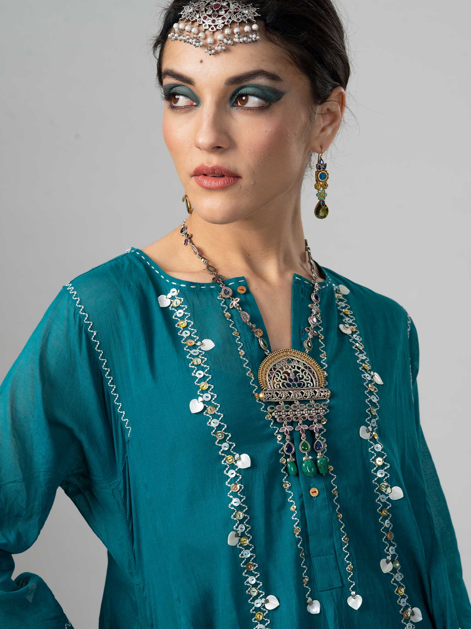 Khirama Handwoven Kaftan