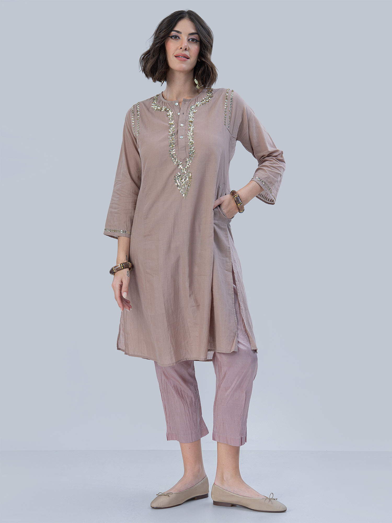 Khatoun Handwoven Muslin Cotton Long Kurta