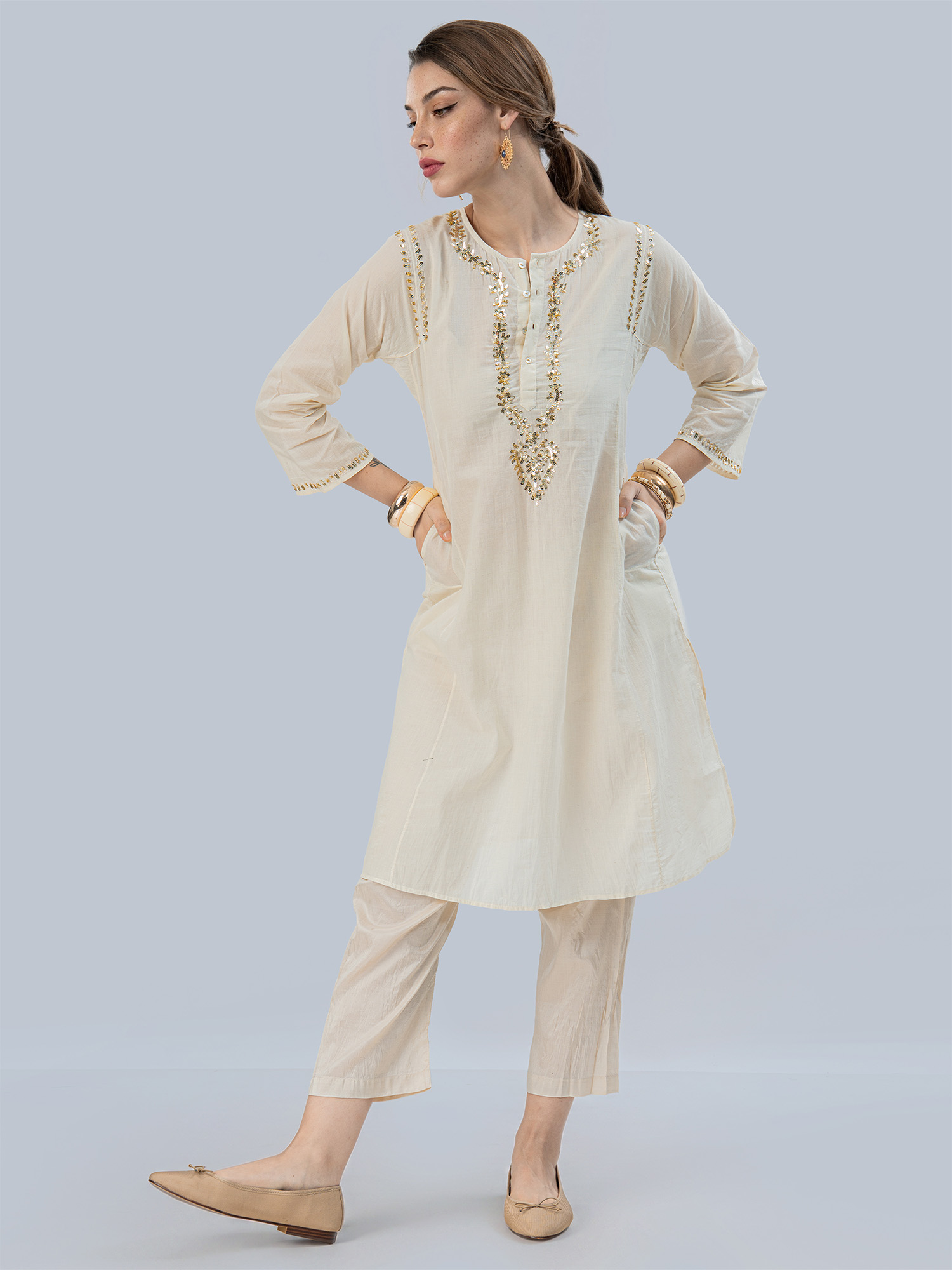 Khatoun Handwoven Muslin Cotton Long Kurta