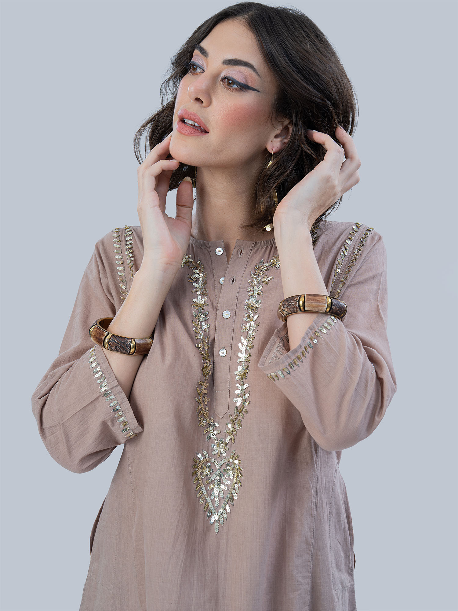 Khatoun Handwoven Muslin Cotton Long Kurta