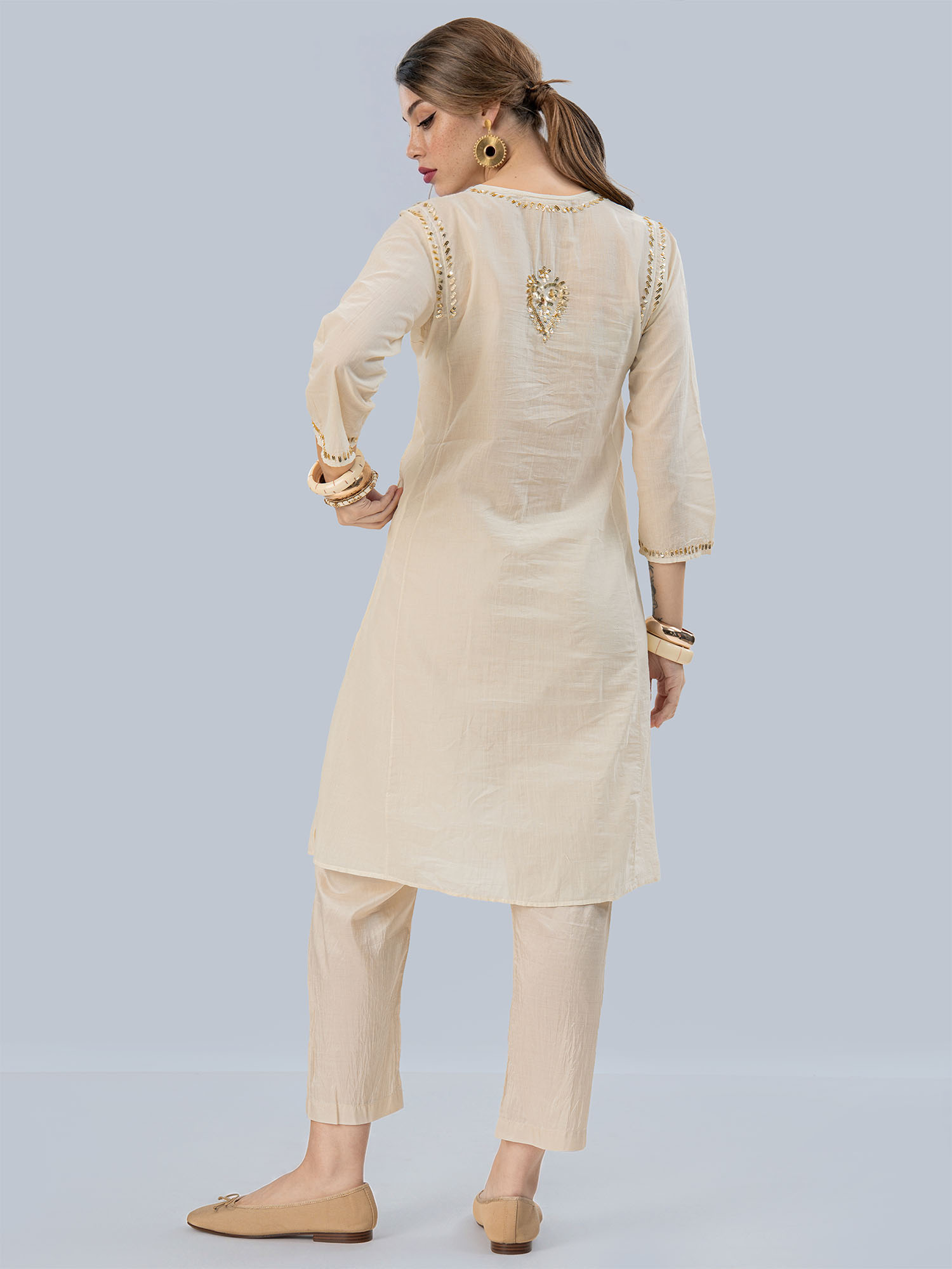 Khatoun Handwoven Muslin Cotton Long Kurta