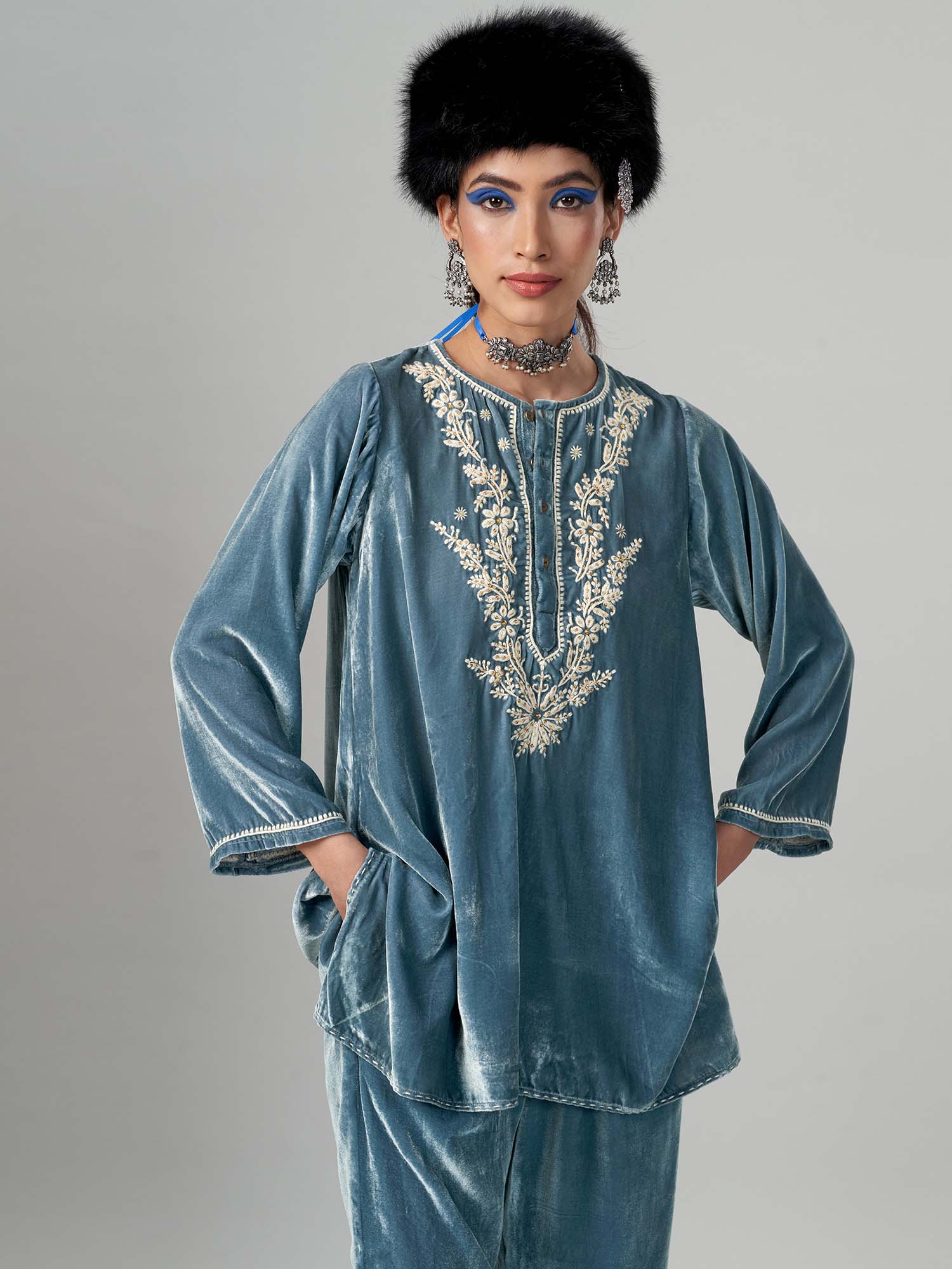 Shaukeen Velvet Twinset