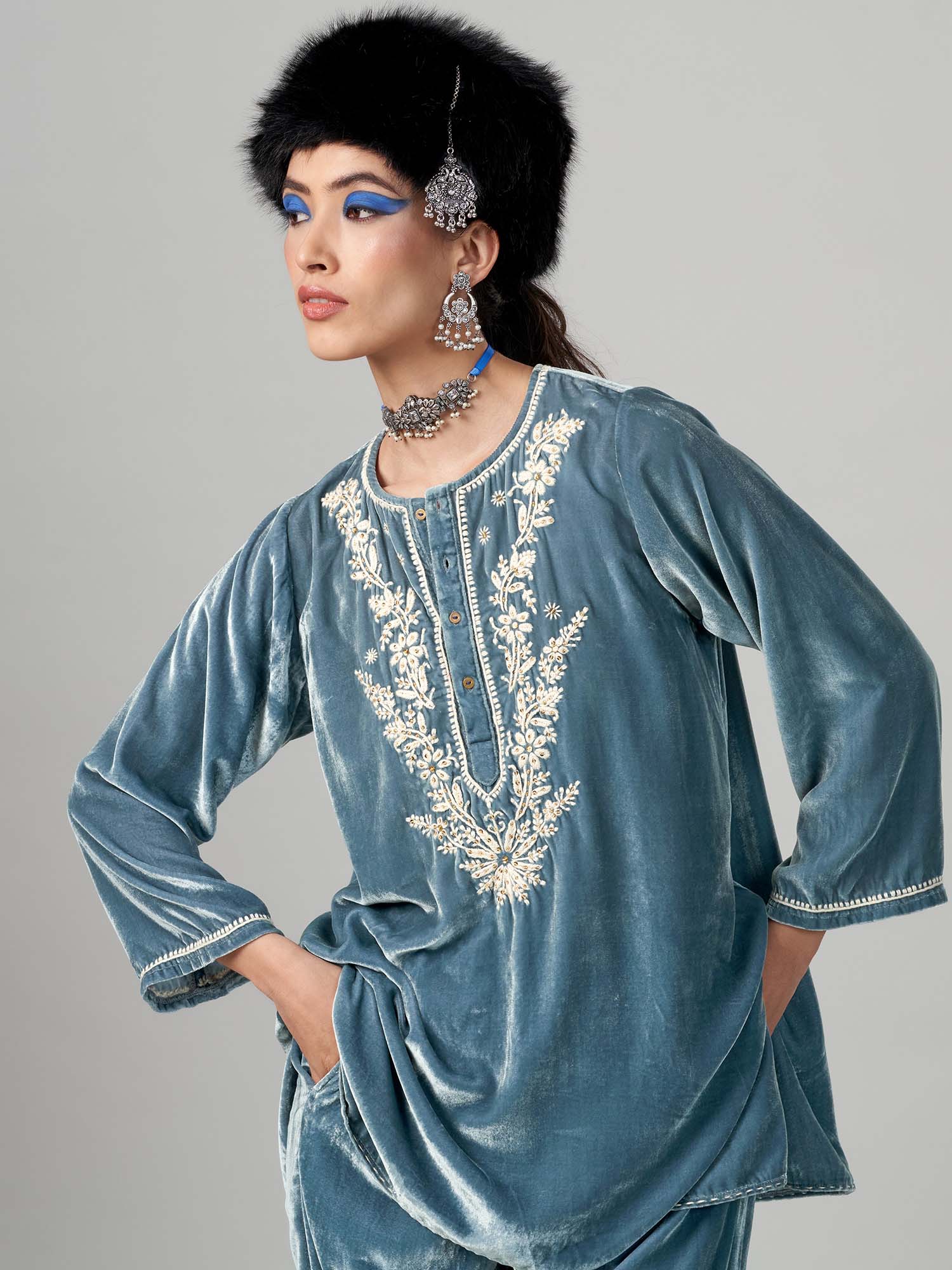 Shaukeen Velvet Twinset